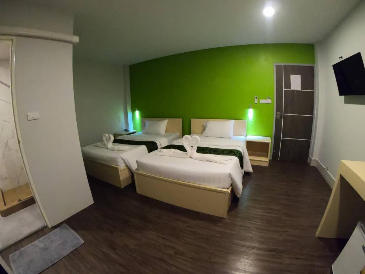 Thap Sakae Hotel Bagian luar foto